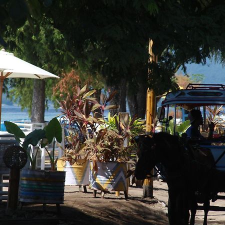 Star Bar And Bungalows Gili Air Luaran gambar