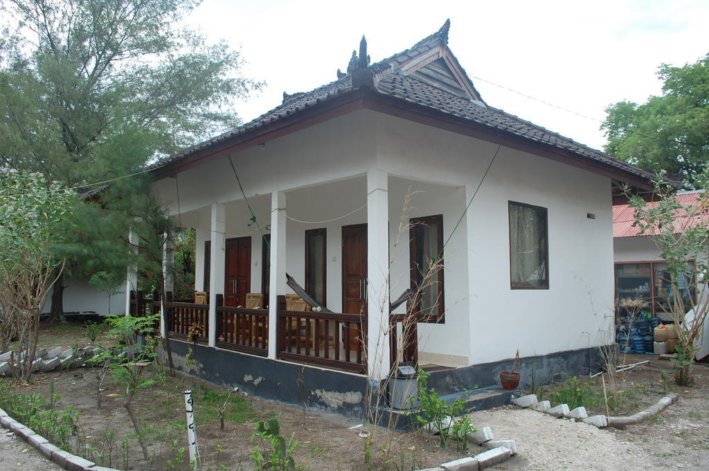 Star Bar And Bungalows Gili Air Bilik gambar