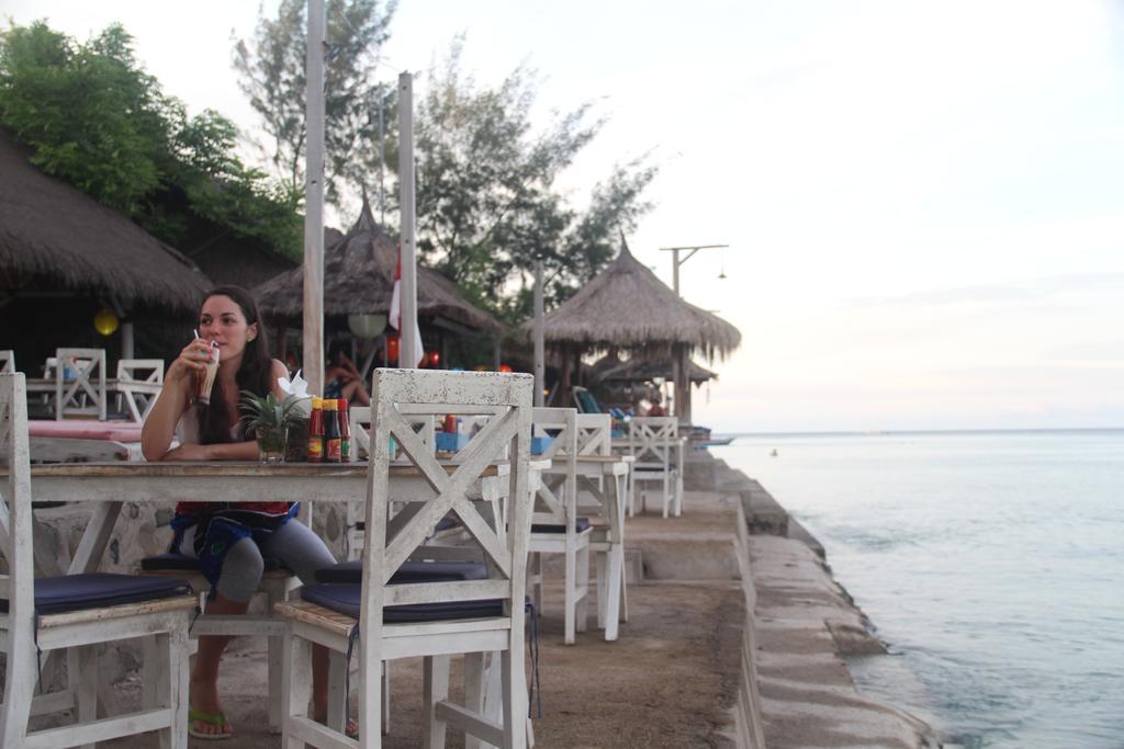 Star Bar And Bungalows Gili Air Luaran gambar