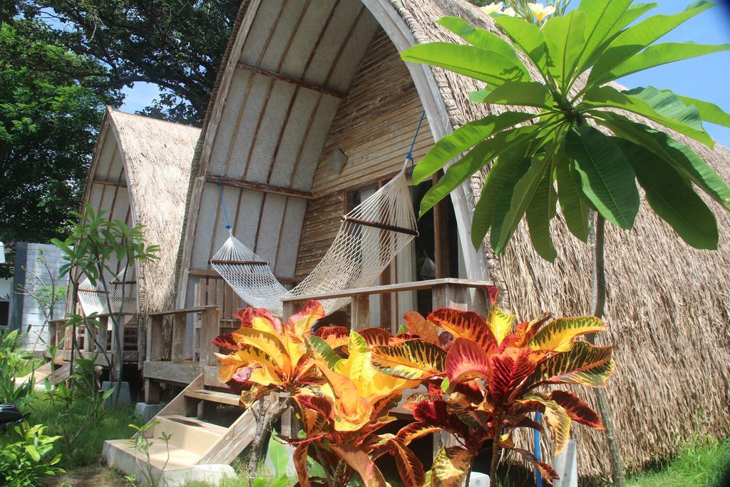Star Bar And Bungalows Gili Air Luaran gambar