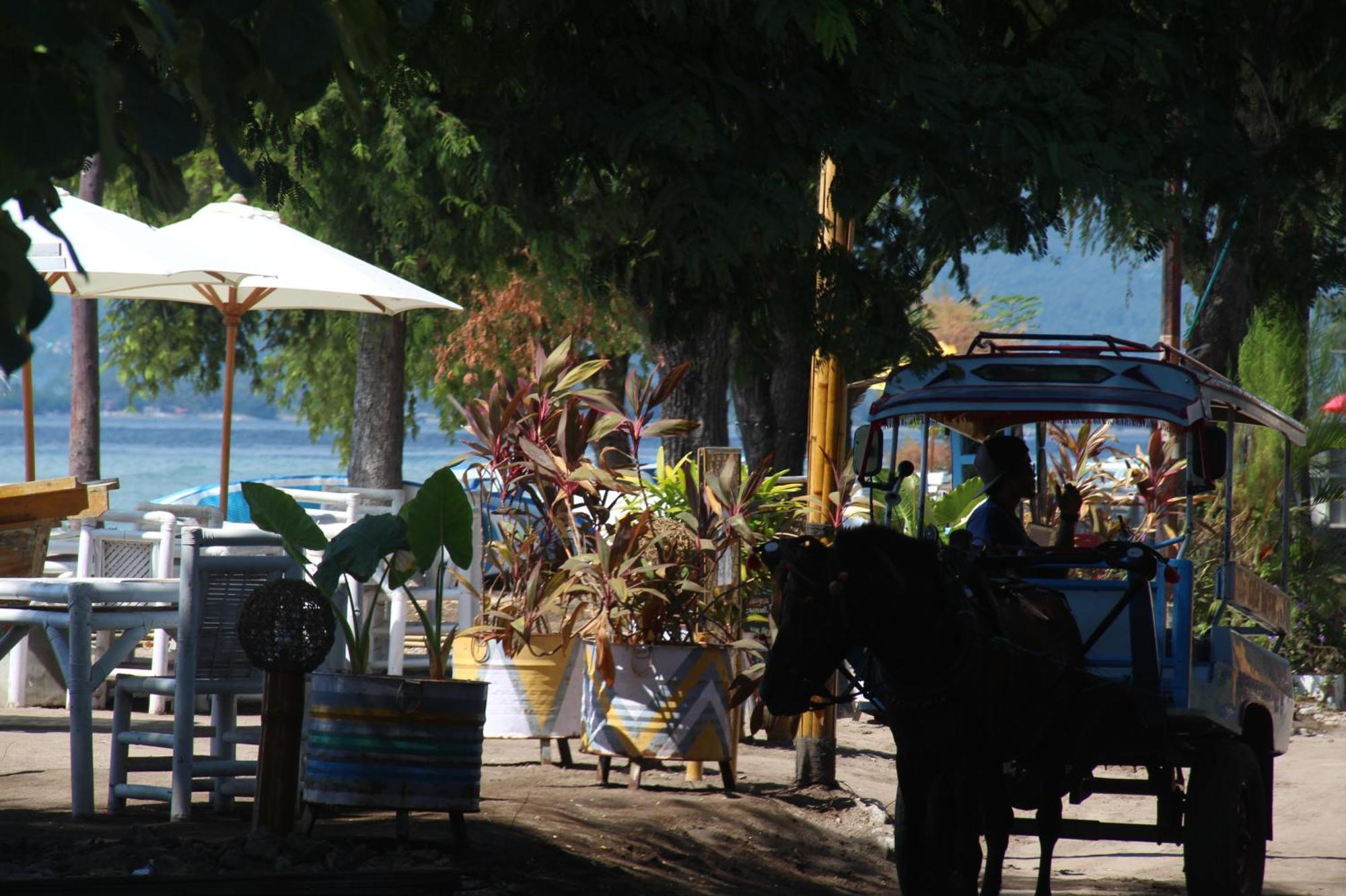 Star Bar And Bungalows Gili Air Luaran gambar