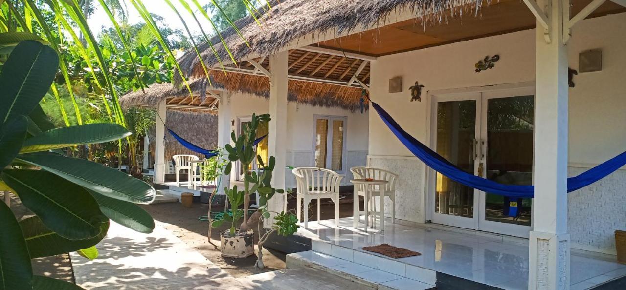 Star Bar And Bungalows Gili Air Luaran gambar